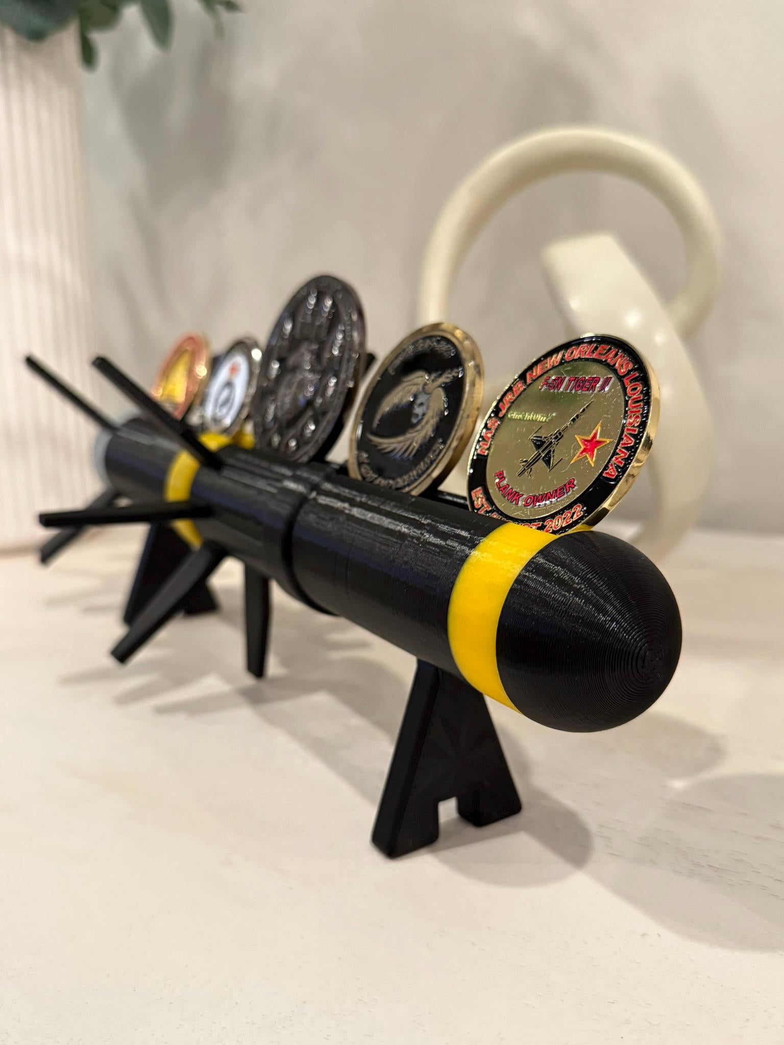 Javelin Missile Challenge Coin Display: 3D Printed Veteran Gift
