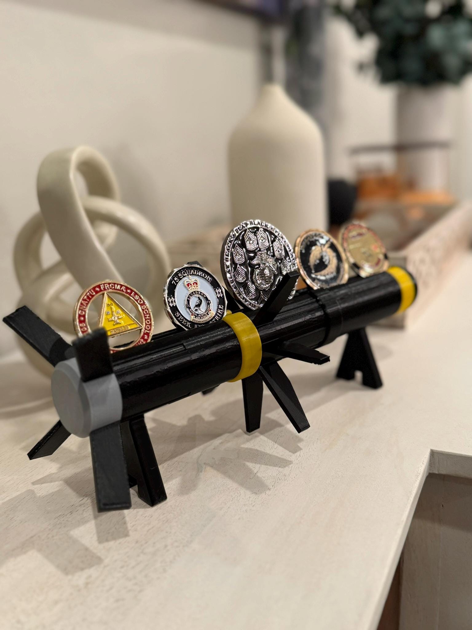 Javelin Missile Challenge Coin Display: 3D Printed Veteran Gift