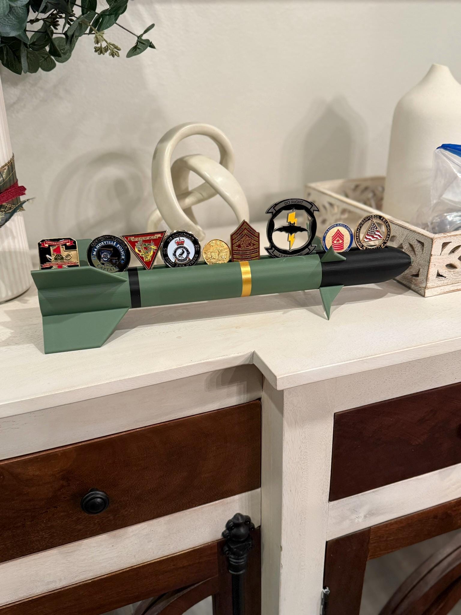 AIM-9M Sidewinder Missile Challenge Coin Display Holder – Military Decor, Veteran Gift, Customizable Coin Stand